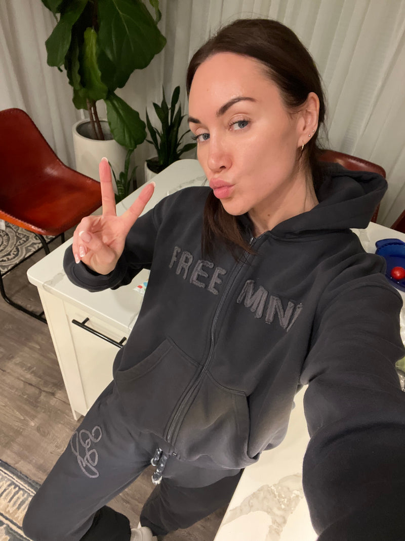 "Free Mind" Zip Up Full Set